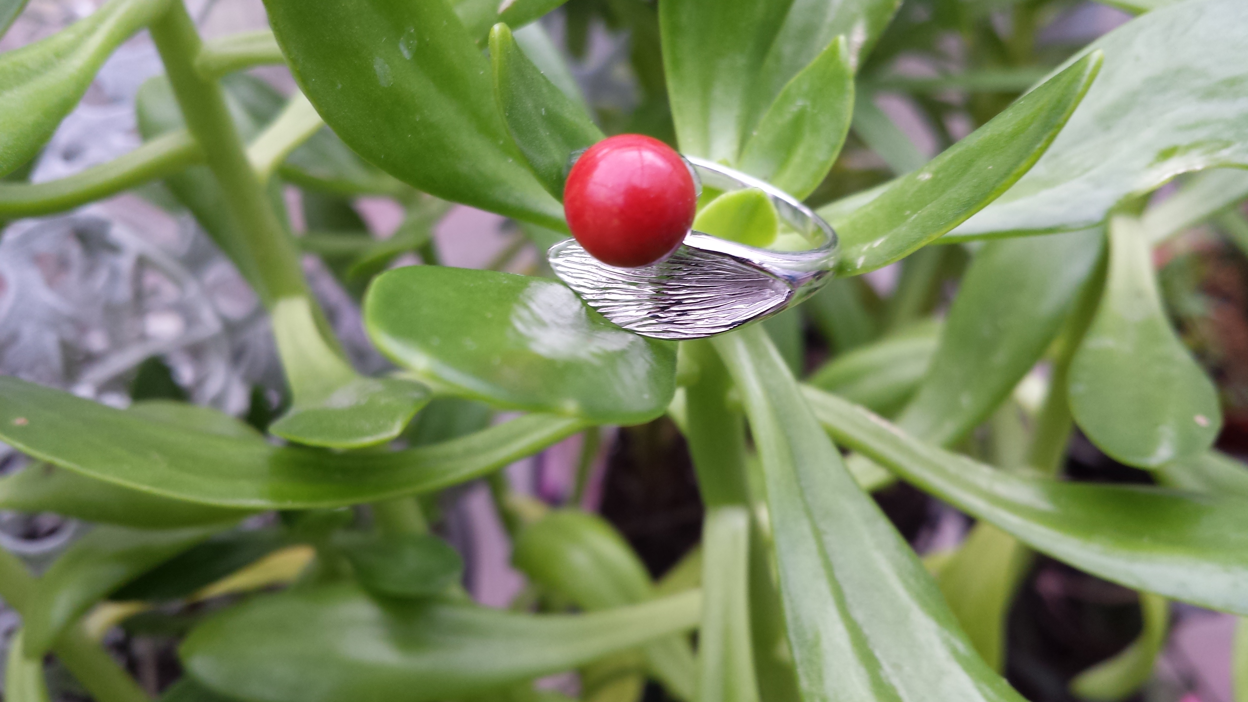 GREAT GEMSTONE ROUND CORAL RING 925 STERLING SILVER